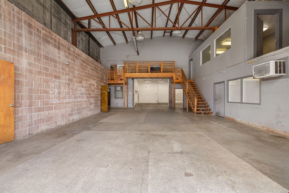518 Kamani St