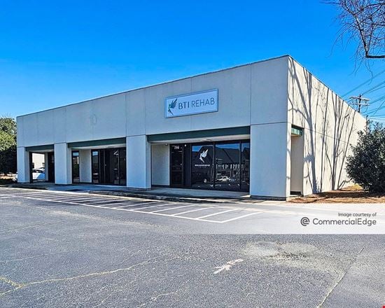 Woodlawn Commerce Center