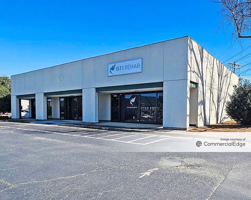 Woodlawn Commerce Center
