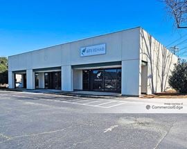 Woodlawn Commerce Center