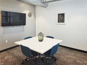 Regus - Jacksonville - Laura St