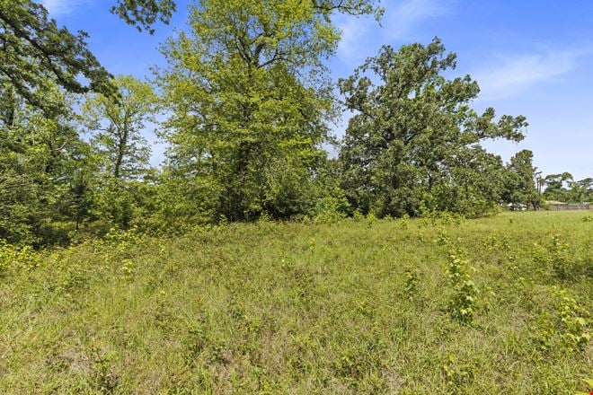 7.9 Acres for Lease | Prime FM 3083 Conroe Corner Tract with 500 Ft Frontage