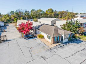 2,000 - 4,500 SF Warehouse For Lease near Scenic & Walnut Lawn