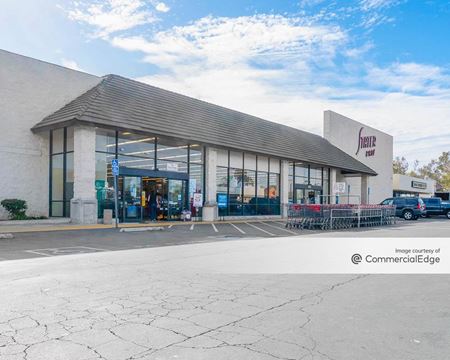Retail space for Rent at 2630 West Edinger Avenue in Santa Ana