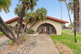 751 Oro Dam Blvd E