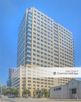 300 West 6th Street
