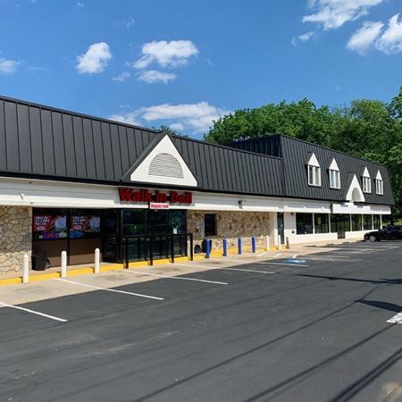 Retail Space for Lease on Lincoln Ave - Prospect Park