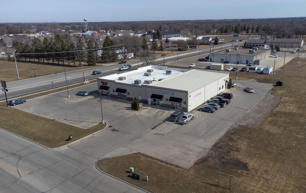803 18th Ave NW - Austin MN Retail Space For Lease