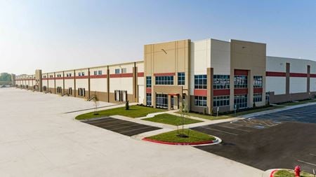 Industrial space for Rent at SWC 39th & Helena Road in RIVERSIDE