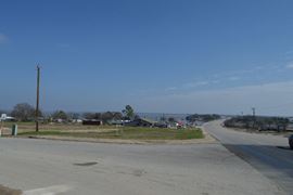 915 East Cedar Creek Parkway, Seven Points, TX 75143