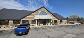 8203 S Saginaw