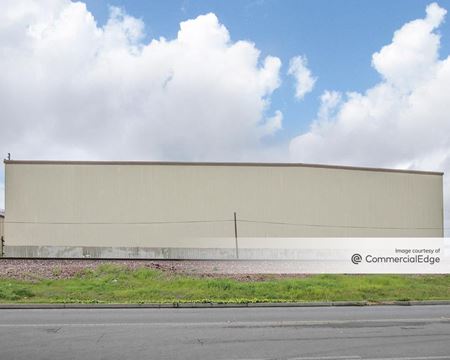 Industrial space for Rent at 2801 Giant Road in San Pablo