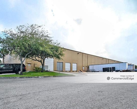 Enterprise Commerce Center - 1501 Green Road