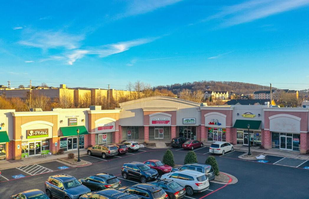 PRIME RETAIL SPACE | FORBES CROSSING II