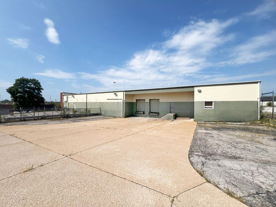 2331 Millpark Dr