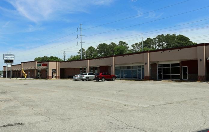 Retail space for Rent at 9009 Memorial Parkway Southwest in Huntsville