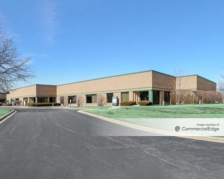 Commercial space for Rent at 900 Woodlands Pkwy in Vernon Hills