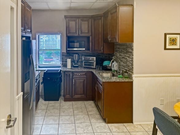 GA, Kennesaw - Summers Street