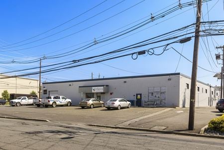 Photo of commercial space at 987 Jersey Ave in New Brunswick