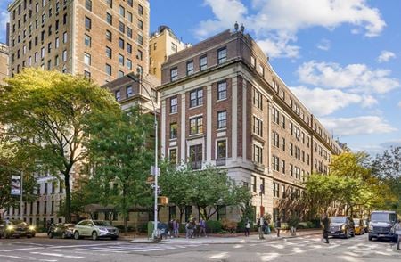 Photo of commercial space at 1160 Fifth Avenue in New York