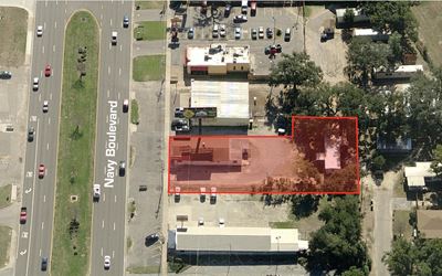 Prime retail location on Navy Boulevard, 1/3 mile north of Wal-Mart