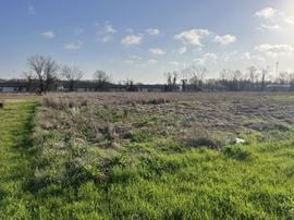Forum Dr. Land For Sale near Amazon Warehouse & I-220/49