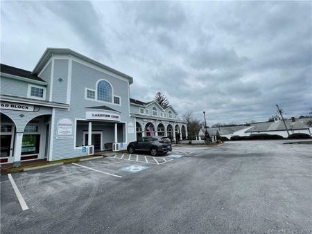Retail space for Rent at 42 E High St in East Hampton