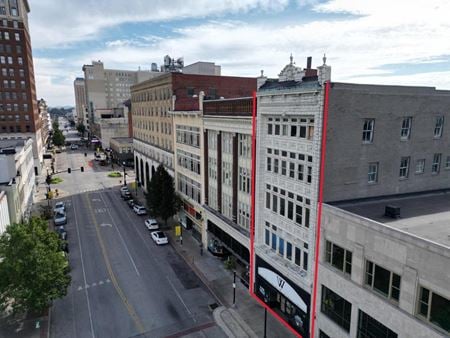 Unassigned space for Sale at 825 4th Avenue in Huntington