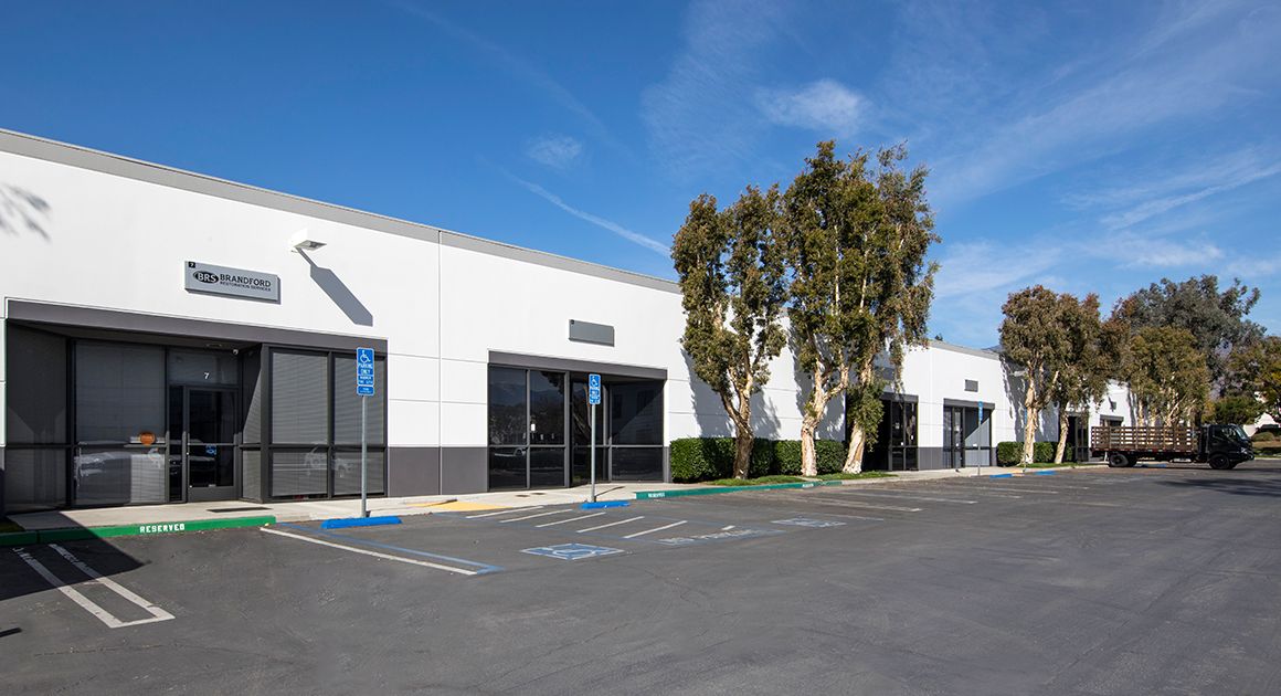 Arrow Business Center