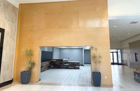 H06      Space Photo Gallery 3