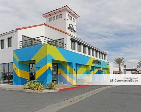 Retail space for Rent at 16400 Pacific Coast Hwy in Huntington Beach