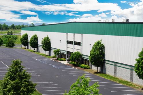 198,400 SF Plug N' Play Warehouse