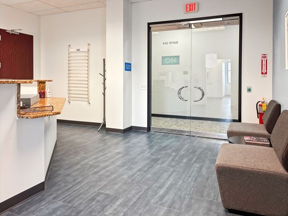 HQ - Naperville - Wall St