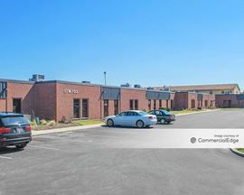 Oakbrook Terrace Business Center