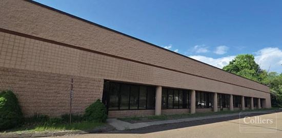 ±24,000 sf fully air-conditioned  industrial/flex building for lease