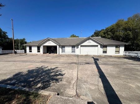 Office space for Rent at 5201 Hamilton Rd in Columbus