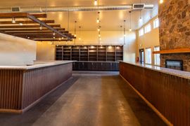1043 N River Rd