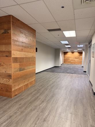 852 Fort Street (300)