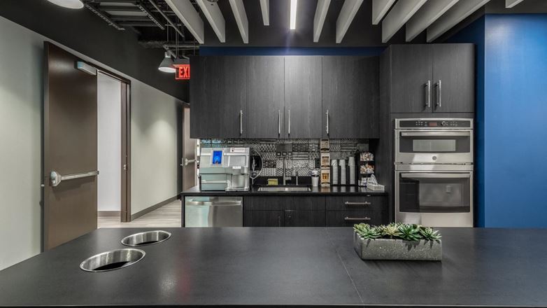 Intelligent Office (Tysons) - Intelligent Office - Tysons Corner