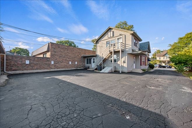322 Hamilton 