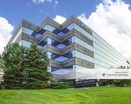 Crossroads Corporate Center - 20700 Swenson Drive