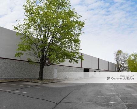 Industrial space for Rent at 229 South Alex Road in West Carrollton
