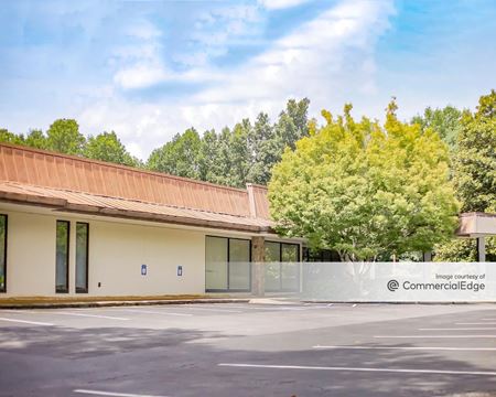 Photo of commercial space at 5040 Snapfinger Woods Drive in Decatur