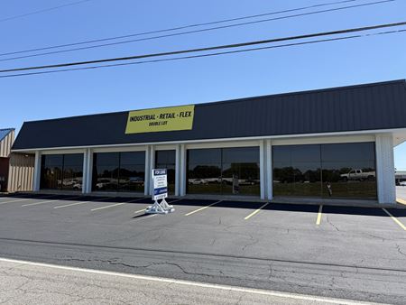 Retail space for Rent at 420 N Eastern Blvd in Montgomery