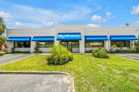 Retail space for Rent at 8440 4th St N in St Petersburg