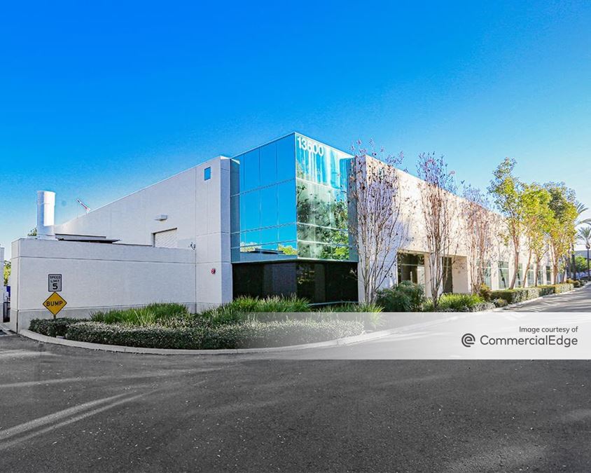 13500 Danielson Street, Poway, CA Industrial Building