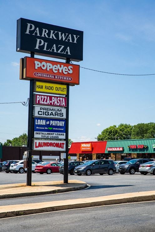 Parkway Plaza