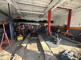 1423 South Park Ave - 1,620+/- SF Automotive/Used Car Lot