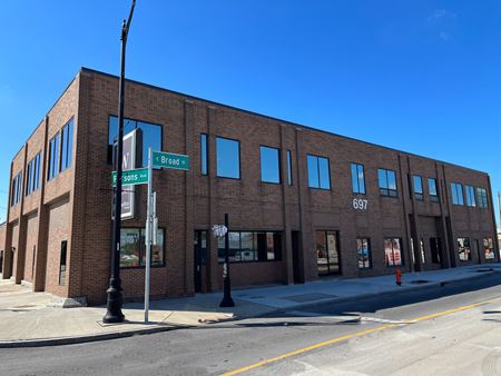 Commercial space for Rent at 697 E Broad St in Columbus