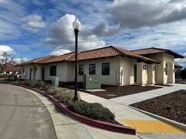 5625 Avenida de Los Robles